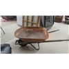 Image 1 : Rubber Tired Wheelbarrow 