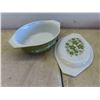 Image 2 : Pyrex Casserole Dish with Lid , Fire King and Pyrex Mixing Bowls , 2 Casserole