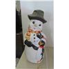 Image 2 : 2 Snowman Blow Molds Both 32'' Tall 