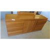Image 2 : Modern Oak Dresser 70'' x 18'' x 31'' Plus Mirror 45'' x 48'' 