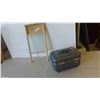 Image 1 : Washboard, Vintage Carry On 