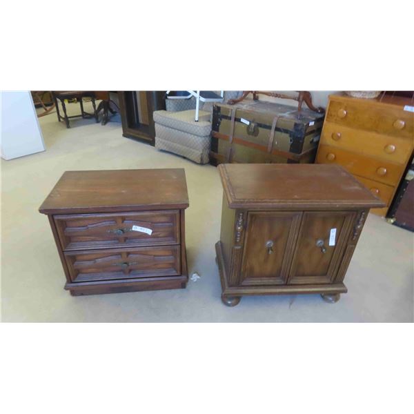 2 Night Stands / End Tables 21'' x 24'' x 15'' & 24'' x 26'' x 16'' 