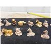Image 8 : 30 Wade Tea Figurines Animals/Nursery Rhymes, Salt and Peppers 