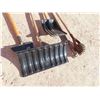 Image 2 : 5 Hand Yard Tools: Edger, Shovels, Hoe 