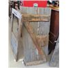 Image 8 : 2 Vintage Barn/Shed Doors 32'' x 69'' & 23 1/2'' x 52''  and Window