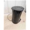 Image 8 : Hamilton Beach Food Processer (Seems New), Coffee Maker 