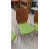 Image 3 : 4 Waiting Room Chairs 