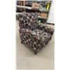 Image 1 : Living Room Recliner 