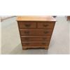 Image 1 : Vilas Maple 4 Drawer Dresser