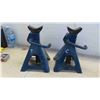 Image 2 : (4) 2 Ton Jack Stands 