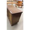 Image 2 : Oak Buffet 32'' x 47'' x 19'' 