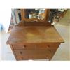Image 10 : Vintage Dresser with 4 Drawers, Mirror and Wheels 32'' x 18'' x 34