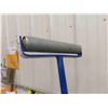 Image 2 : New Roller Stand 11'' 