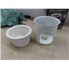 Image 2 : Chocolate and Hot Oil Fondue Pots with Forks 