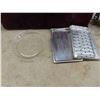 Image 8 : Meat Sliver, 2 Grinders , Pyrex Casserole Dish, 2 Pie Plates , 