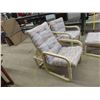 Image 2 : 2 Patio Chairs , 1 Ottoman