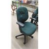 Image 2 : 2 Swivel/Adjustable Office Chairs 