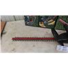 Image 3 : Bush Wacker 20'' 2.8 Amp Electric Hedge Trimmer 