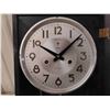 Image 3 : 15 Day Clock with Key 10 1/2'' x 4'' x 18 1/2'' H 