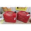 Image 2 : 4 Gas Cans 