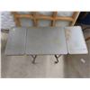 Image 2 : Metal Typewriter Table on Wheels 