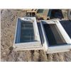 Image 2 : (2) Windows 20'' x 31 1/2'' , (1) Window 47 1/2'' x 31 1/2'' 