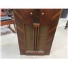 Image 4 : Stewart Warner Cabinet Radio 34'' x 18'' x 11'' Nice Size 