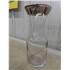 Image 8 : Decanter with Gold Trim , Art Glass , Craft with 4 Glasses 