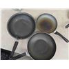 Image 2 : 7 Frying Pans , 1 Wok 