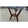 Image 8 : Coffee Table 20'' H x 35'' Across , 2 End Tables 25'' H x 23 1/2'' Across 