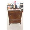 Image 1 : Vintage Walnut 4 Drawer Dresser 48'' x 34'' x 18'' 