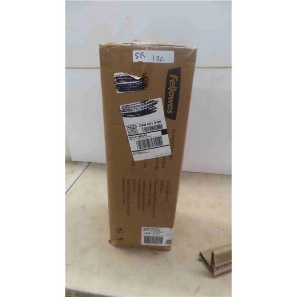 New in Box Fellowes Sit Stand Floor Mat 