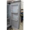 Image 8 : Samsung Stainless Fridge 67'' x 30'' x 33'' 