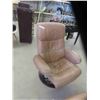 Image 2 : Leather/Leather Style Swivel Living Room Chair and Ottoman 