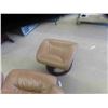Image 8 : Leather/Leather Style Swivel Living Room Chair and Ottoman 