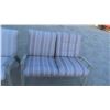 Image 2 : Patio Settee 52 1/2'' Wide , Ottoman (Faded)