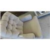 Image 2 : Swivel Living Room Chair Button Back 