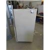 Image 1 : Kelvington Master Piece Upright Freezer 55'' x 28'' x 27'' 