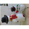 Image 2 : 2 Snowman Blow Molds 32'' & 21'' Tall 