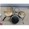 Image 2 : 3 Frying Pans , 2 Lids , 1 Pot , 1 Lid 