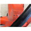 Image 2 : Electric Black and Decker 16'' Hedge Trimmer 