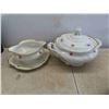 Image 2 : 7pcs China: Tea Pot, Gravy Boat, 2 Tea Pots & More 