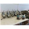 Image 1 : 8 Plastic Decoys Some with Weights & Carry Bag 