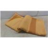 Image 4 : Vintage Hudson Bay Blanket 4 Points ''Trade Gold'' Colour - Excellent 