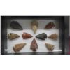 Image 2 : 10 Vintage First Nations Stone Arrowheads in Case - Excellent Condition