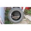 Image 3 : 3 Bridgestone Blizzak Tires 245/65R-17 