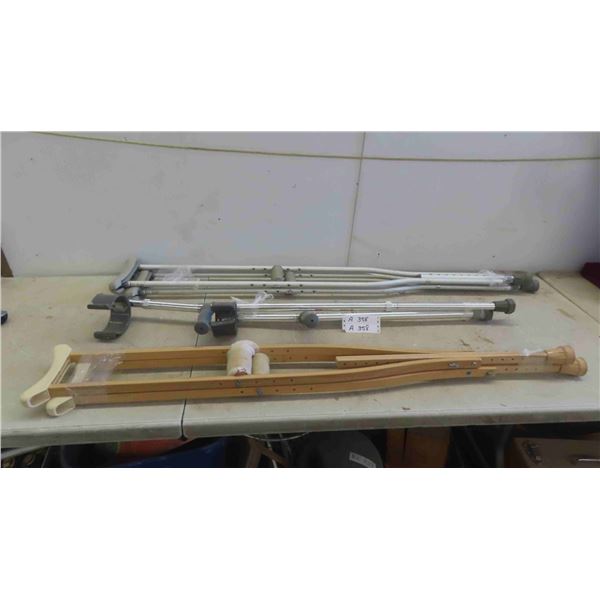 2 Pairs of Crutches 