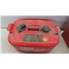 Image 2 : 2 Gas Containers: Yamaha Metal Marine, Plastic 3 Gallon