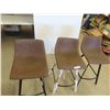Image 2 : 3 New Bar Stools 