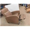 Image 3 : Hospital Rolling Recliner Leather/Leather-Style